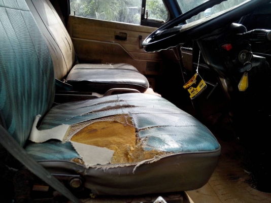 NPR115 เกียร์ยาว ปี30 เล่มทะเบียนพร้อมโอน NPR115 เกียร์ยาว ปี30 เล่มทะเบียนพร้อมโอน