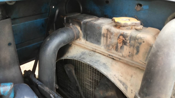 ***ขายแล้วครับขอบคุณ Truck2hand ขายรถไถเพลาเดียวFORD 6610เสื้อลาย เครื่องเดิมปั้มแบน เครื่องฟิตมาใหม่ เครื่องแน่น ฟิตดี สตาร์ทติดง่าย ปั้มดีแรง ทำงานดี ช่วงล่างดี เกียร์ไม่หลุด คานสวยไม่ปะ ท้ายสวย ระบบไฮฯดีคล่อง ยกหางดีไม่ยุบ ยางดี4เส้น สีสันสวย มีใบดันแถ ***ขายแล้วครับขอบคุณ Truck2hand ขายรถไถเพลาเดียวFORD 6610เสื้อลาย เครื่องเดิมปั้มแบน เครื่องฟิตมาใหม่ เครื่องแน่น ฟิตดี สตาร์ทติดง่าย ปั้มดีแรง ทำงานดี ช่วงล่างดี เกียร์ไม่หลุด คานสวยไม่ปะ ท้ายสวย ระบบไฮฯดีคล่อง ยกหางดีไม่ยุบ ยางดี4เส้น สีสันสวย มีใบดันแถ