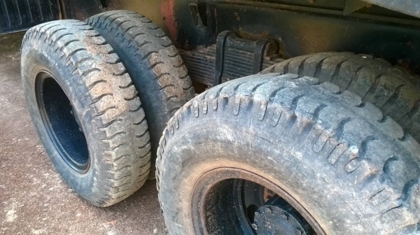 ขาย 10 ล้อ 2 เพลาดั้ม ROCKY 210F เกียร์ Easton หัวบางไม่เคยทำสี คัสซีสวยตลอดเส้น เครื่องแห้ง ทะเบียนพร้อม ราคาต่อรองได้