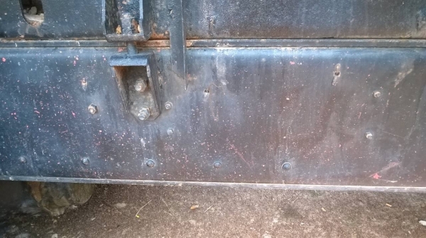 ขาย 10 ล้อ 2 เพลาดั้ม ROCKY 210F เกียร์ Easton หัวบางไม่เคยทำสี คัสซีสวยตลอดเส้น เครื่องแห้ง ทะเบียนพร้อม ราคาต่อรองได้