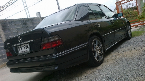 ขายถูก Benz E220 ตัวนำเข้าอังกฤษแท้ สภาพดี ขายถูก Benz E220 ตัวนำเข้าอังกฤษแท้ สภาพดี