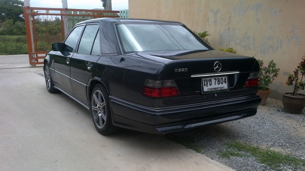 ขายถูก Benz E220 ตัวนำเข้าอังกฤษแท้ สภาพดี ขายถูก Benz E220 ตัวนำเข้าอังกฤษแท้ สภาพดี
