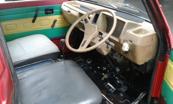 กะป๊อ suzuki st-90 สวยเดิมๆ เครื่องกับช่วงล่างสมบูรณ์มาก ขับสบาย แก๊ส หลังคาเปิดบาร์ได้พร้อมขายของ