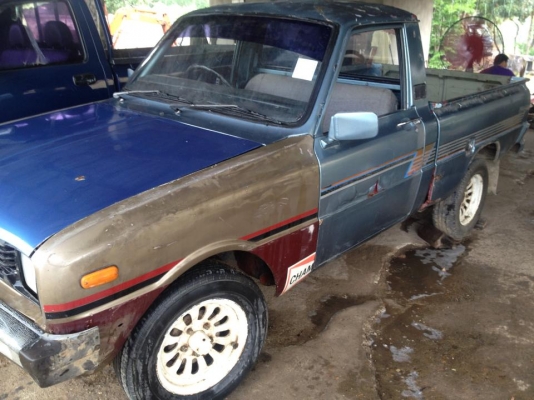 ขายmazda1000เกียร์คอทะเบียนโอน