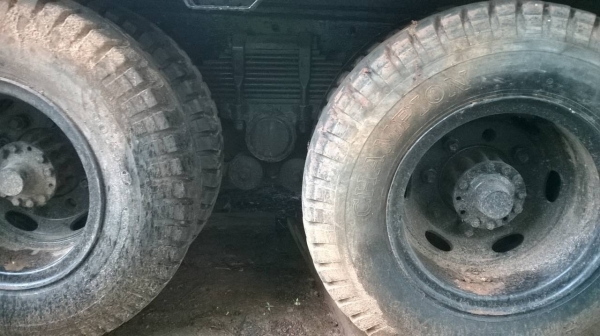 ขายเทนเลอร์ 10 ล้อ 2 เพลา พร้อมเครน 3 ตัน  เครื่อง HO7D 195 แรงม้า เกียร์ HO ช่วงล่างจัมโบ้ เบรคทิฟฟี่ พาวเวอร์ ยางเต็ม หัวยังไม่ลงเล่ม ราคาคุยกันได้