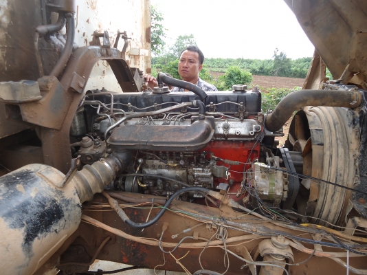 ขายด่วนรถสิบล้อร็อกกี้ดรั้มFXZ23NFYเครือง240แรงม้าปี37