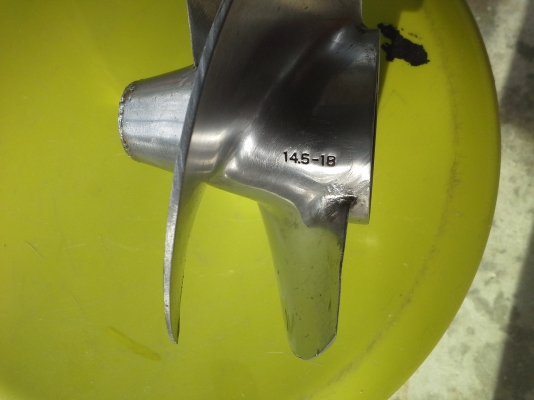 ใบพัด solas 14.5-18 สำหรับsuper jet- wave blaster