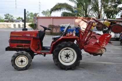 ขายรถไถ YANMAR F15D พร้อมโรตารี่หลัง แจ่มเลย ขับ4ล้อ สภาพสวยเดิมญี่ปุ่น