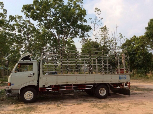 หกล้อ Hino km779 สวยๆ