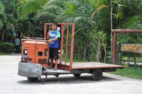 ขายรถTOYOTA สตาร์ทไฟฟ้า.บรรทุกสินค้าการเกษตร&amp;ก่อสร้าง สภาพสวยเดิมจากญี่ปุ่นยังไม่เคยใช้งานในไทย 46,000บาท!!