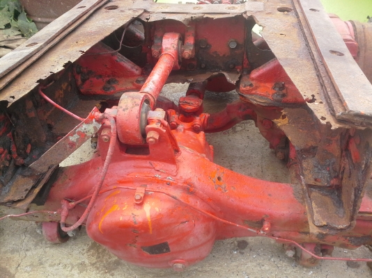 ขาย  MITSUBISHI    2   เพลา  ท้ายรถบรรทุก  เก่านอก  ขายราคาถูก ยังไม่เคยใช้งานในไทย  ขายตามสภาพ