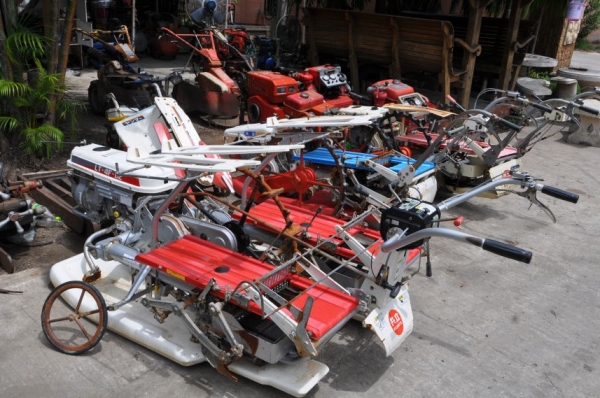 ขายรถดำนา YANMAR สภาพสวยเดิมจากญี่ปุ่นยังไม่เคยใช้ในไทย 16,000 เท่านั้น!!