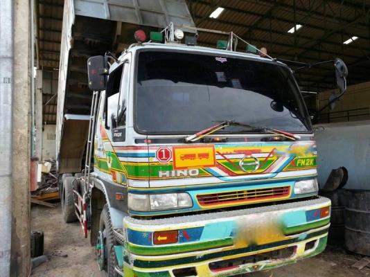 รถฮีโน่ 10 ล้อดั้ม FM2K  240 แรงม้า. ปี 41  สนใจติดต่อ  081 - 6079515