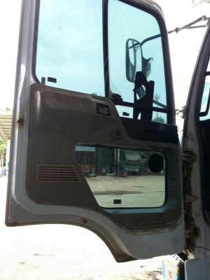 รถฮีโน่ 10 ล้อดั้ม FM2K  240 แรงม้า. ปี 41  สนใจติดต่อ  081 - 6079515