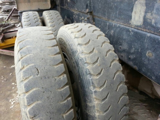 รถฮีโน่ 10 ล้อดั้ม FM2K  240 แรงม้า. ปี 41  สนใจติดต่อ  081 - 6079515