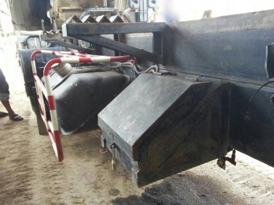 รถฮีโน่ 10 ล้อดั้ม FM2K  240 แรงม้า. ปี 41  สนใจติดต่อ  081 - 6079515