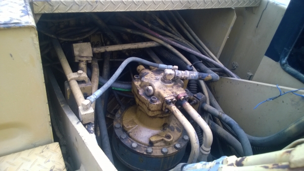 แบคโฮ CATE200B