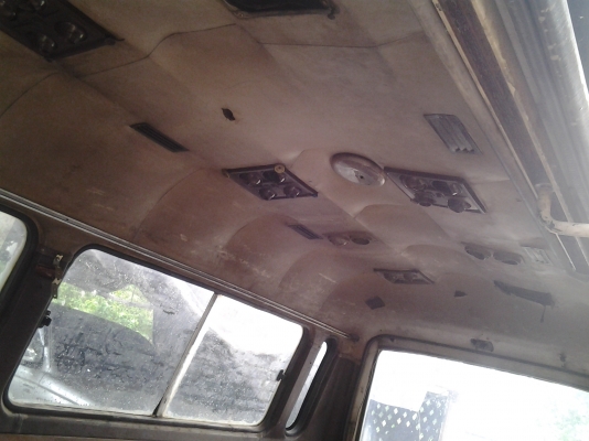 ขายรถตู้บัดดี้เครื่องดีเซล 2500