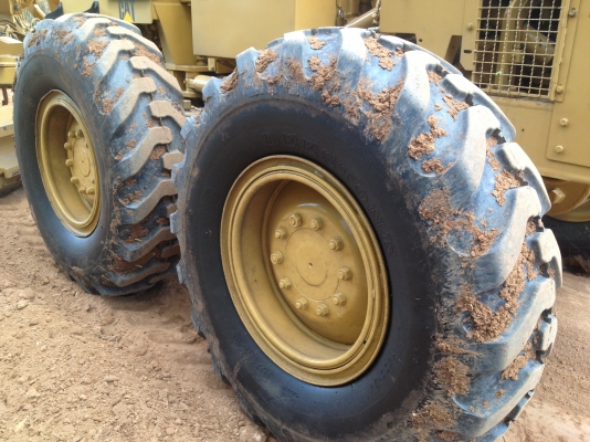 ขายรถเกรด 12G-61M 3228  เล่มทะเบียน