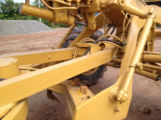 ขายรถเกรด 12G-61M 3228  เล่มทะเบียน