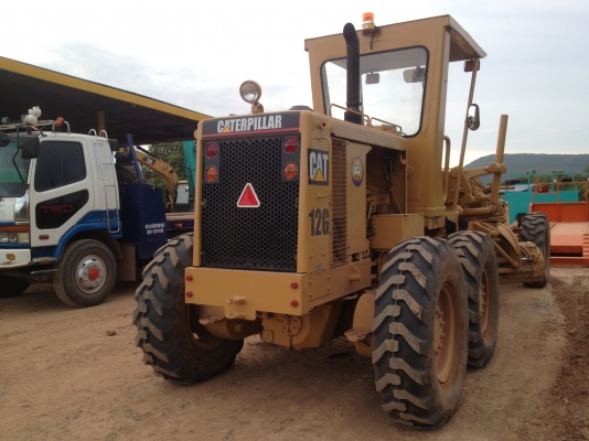 ขายรถเกรด 12G-61M 3228  เล่มทะเบียน