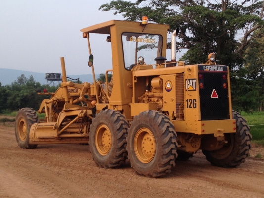 ขายรถเกรด 12G-61M 3228  เล่มทะเบียน