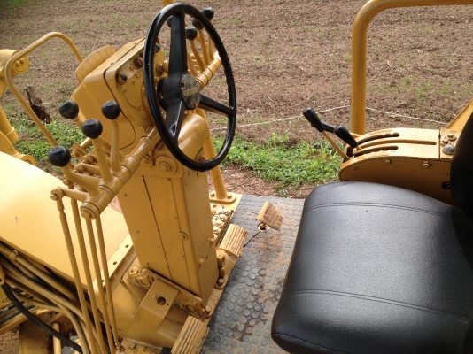 ขายรถเกรด 12G-61M 3228  เล่มทะเบียน