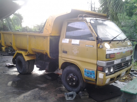 ขายรถดั๊ม6 ล้อ 130000