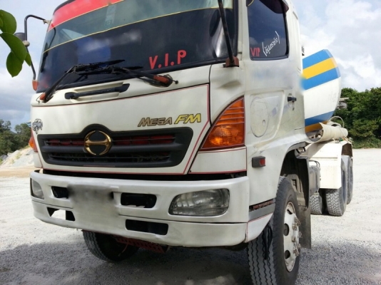 รถฮีโน่ 10 ล้อ โมปูน 320 แรงม้า. ปี 50  สนใจติดต่อ 081 - 6079515