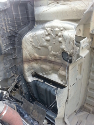 รถฮีโน่ 10 ล้อ โมปูน 320 แรงม้า. ปี 50  สนใจติดต่อ 081 - 6079515