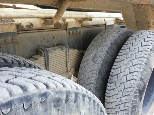 รถฮีโน่ 10 ล้อ โมปูน 320 แรงม้า. ปี 50  สนใจติดต่อ 081 - 6079515