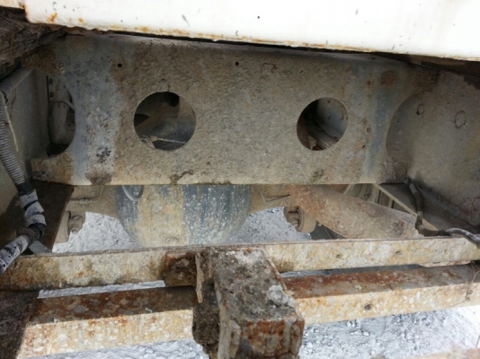 รถฮีโน่ 10 ล้อ โมปูน 320 แรงม้า. ปี 50  สนใจติดต่อ 081 - 6079515