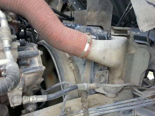 รถฮีโน่ 10 ล้อ โมปูน 320 แรงม้า. ปี 50  สนใจติดต่อ 081 - 6079515