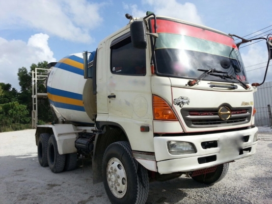 รถฮีโน่ 10 ล้อ โมปูน 320 แรงม้า. ปี 50  สนใจติดต่อ 081 - 6079515