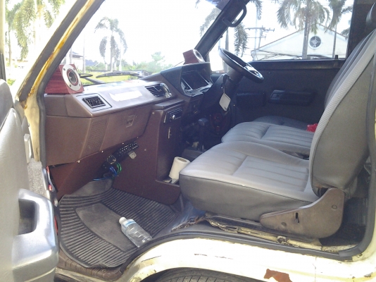 รถตู้ToYoTa LH61V(ตาหวาน)เครื่อง TOYOTA1J รถตู้ToYoTa LH61V(ตาหวาน)เครื่อง TOYOTA1J