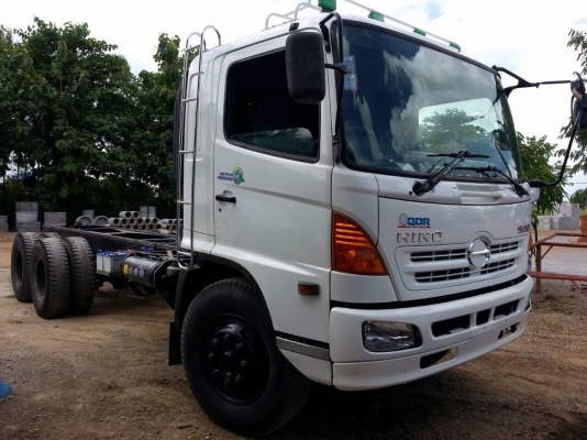 ขายรถสิบล้อ HIno MEGA FM 260 แรง หัวคัสซี รถเดิมบางแต่งหล่อใหม่ เป็นรถหลังถนนมาก่อน ราคาต่อรองได้