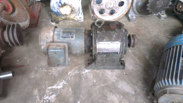 Sell> ขายมอเตอร์เกียร์ Teco 0.5 HP 3 เฟส 380V. อัดตราทด 1:10 ความเร็ว 150 rpm. จัดส่งทั่วประเทศครับ