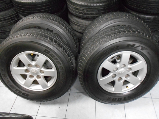 ขายล้อแม็ก ปาเจโร่ ขอบ 16 พร้อมยาง 265/70/16 ปี 10 ใส่ฟรีค่ะ