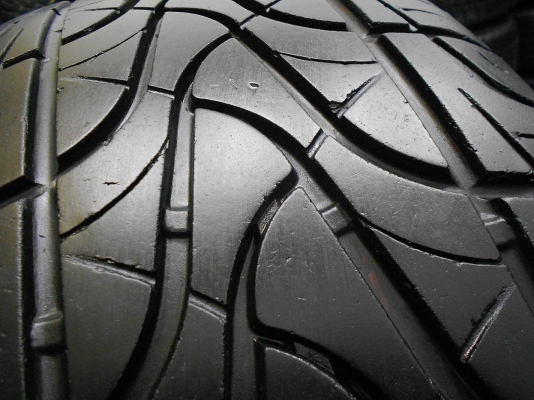 ขายล้อแม็ก (ล้อโครม) ขอบ 22(6/139)พร้อมยาง Fullrun 265/40/22 ปลายปี 11/เทิร์นได้-ใส่ฟรีค่ะ