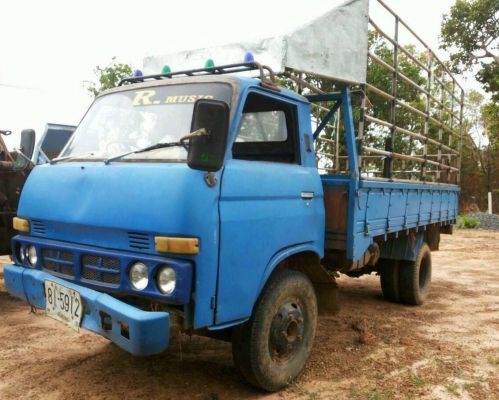 **135,000 บ.ต่อรอง**ขาย6ล้อราคาถูก NISSAN CALBON วางเครื่อง ISUZU 4BD1-115 ยังไม่ลงเล่ม(ขาดใบคุม) เครื่องแน่นแรงดี เกียร์ดีไม่หลุด ช่วงล่างเดิม คัสซีดี ไม่ปะไม่ดาม กระบะพื้นไม้คอกเหล็กแป๊บสภาพดี ไม่ผุ ยาว4.20ม. หัวเก๋งดีไม่ผุ พ.ธรรมดา ภายในคอนโซลดี ยาง7.5 **135,000 บ.ต่อรอง**ขาย6ล้อราคาถูก NISSAN CALBON วางเครื่อง ISUZU 4BD1-115 ยังไม่ลงเล่ม(ขาดใบคุม) เครื่องแน่นแรงดี เกียร์ดีไม่หลุด ช่วงล่างเดิม คัสซีดี ไม่ปะไม่ดาม กระบะพื้นไม้คอกเหล็กแป๊บสภาพดี ไม่ผุ ยาว4.20ม. หัวเก๋งดีไม่ผุ พ.ธรรมดา ภายในคอนโซลดี ยาง7.5