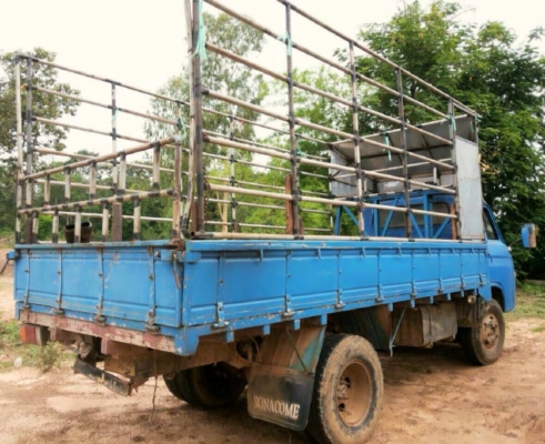 **135,000 บ.ต่อรอง**ขาย6ล้อราคาถูก NISSAN CALBON วางเครื่อง ISUZU 4BD1-115 ยังไม่ลงเล่ม(ขาดใบคุม) เครื่องแน่นแรงดี เกียร์ดีไม่หลุด ช่วงล่างเดิม คัสซีดี ไม่ปะไม่ดาม กระบะพื้นไม้คอกเหล็กแป๊บสภาพดี ไม่ผุ ยาว4.20ม. หัวเก๋งดีไม่ผุ พ.ธรรมดา ภายในคอนโซลดี ยาง7.5 **135,000 บ.ต่อรอง**ขาย6ล้อราคาถูก NISSAN CALBON วางเครื่อง ISUZU 4BD1-115 ยังไม่ลงเล่ม(ขาดใบคุม) เครื่องแน่นแรงดี เกียร์ดีไม่หลุด ช่วงล่างเดิม คัสซีดี ไม่ปะไม่ดาม กระบะพื้นไม้คอกเหล็กแป๊บสภาพดี ไม่ผุ ยาว4.20ม. หัวเก๋งดีไม่ผุ พ.ธรรมดา ภายในคอนโซลดี ยาง7.5