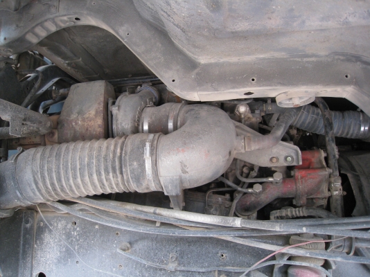 ขายรถสิบล้อดั๊มแกลบ Isuzu Rocky เครื่องP11C  320 แรงม้า สภาพนางฟ้า