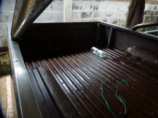 ISUZUแคป KB2500 ฝาทอง ISUZUแคป KB2500 ฝาทอง