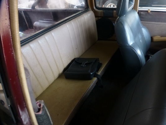 ISUZUแคป KB2500 ฝาทอง ISUZUแคป KB2500 ฝาทอง