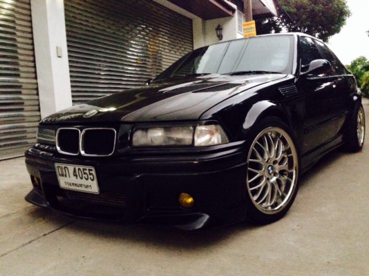 นกแก้วE36เครื่อง2jโบเดี่ยว ช่วงล่างแน่นๆ รถสวยหรูหรามีเสน่ห์หาอยู่ไม่ผิดหวังครับ