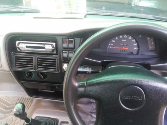 ขาย isuzu ดราก้อน หัวเดี่ยวปี 2001 ขาย isuzu ดราก้อน หัวเดี่ยวปี 2001