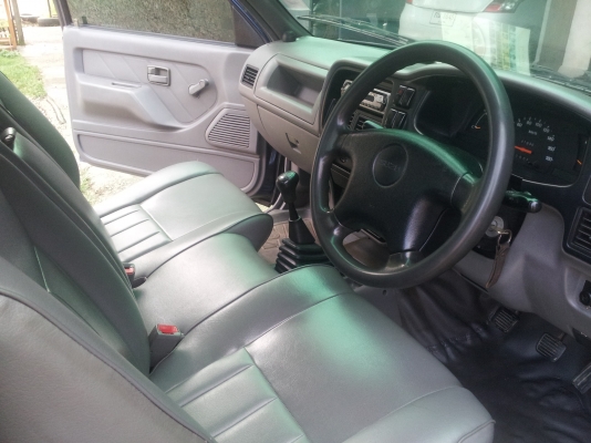 ขาย isuzu ดราก้อน หัวเดี่ยวปี 2001 ขาย isuzu ดราก้อน หัวเดี่ยวปี 2001