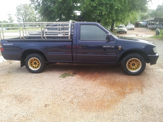 ขาย isuzu ดราก้อน หัวเดี่ยวปี 2001 ขาย isuzu ดราก้อน หัวเดี่ยวปี 2001