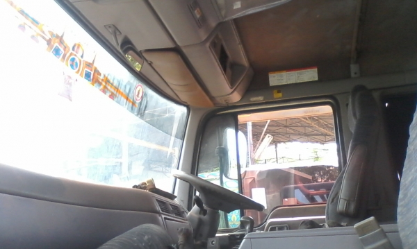 แหนบหน้า กับเพลาตามเส้นหลัง