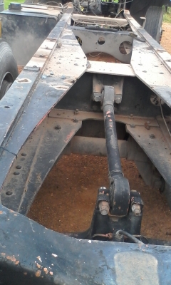 แหนบหน้า กับเพลาตามเส้นหลัง